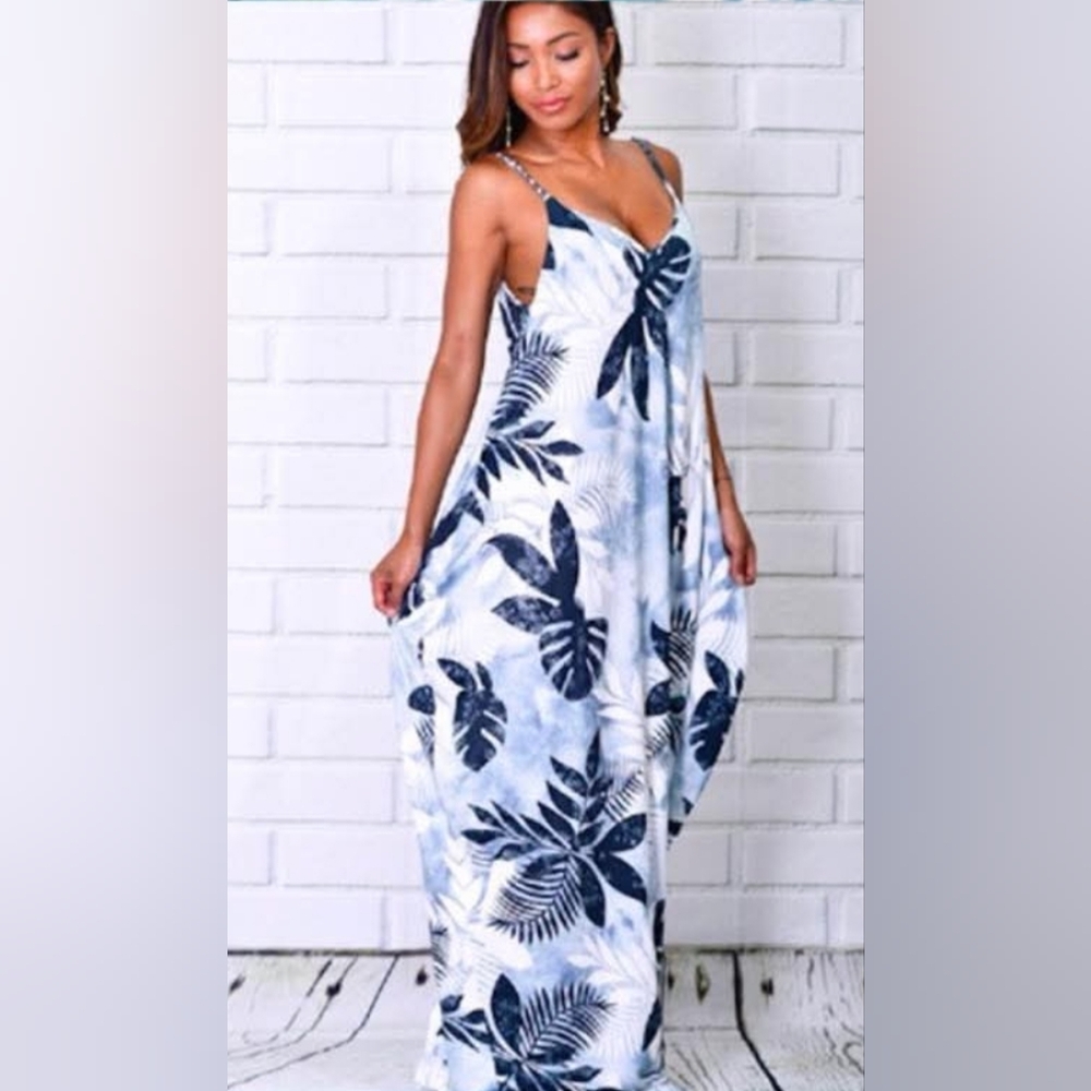 Tropical Leaf Print Maxi Dress